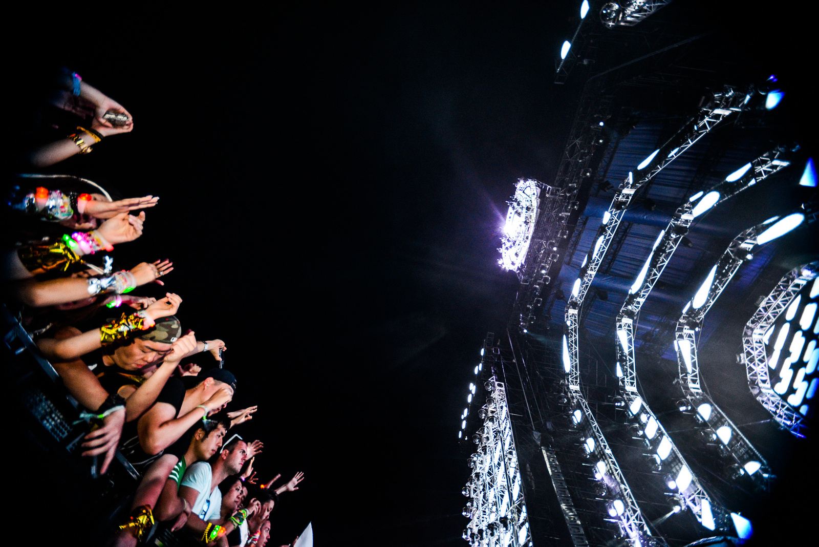 Heroes Descend on ULTRA JAPAN 72