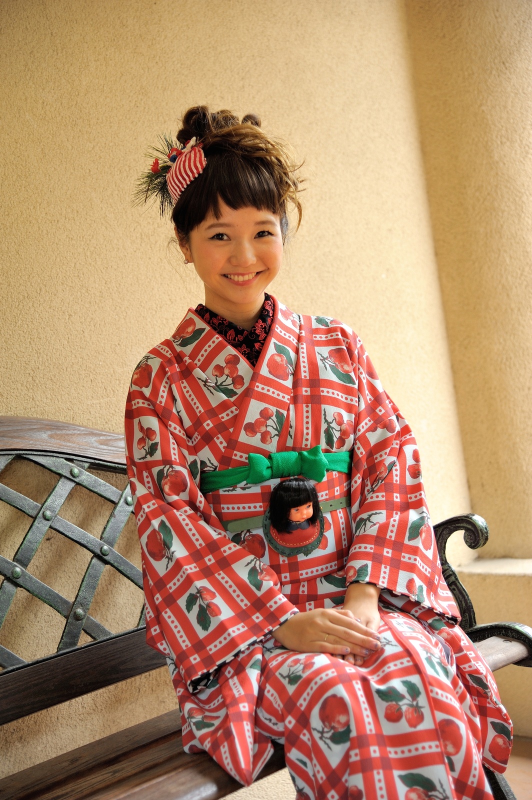 Stroll Through Harajuku Wearing a Bright, Kawaii Kimono♪ 2