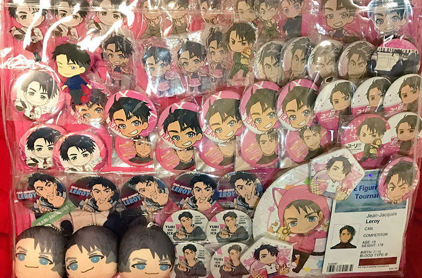 Epic Ita-bags Show Fans' Sheer Devotion to Anime Boyfriends