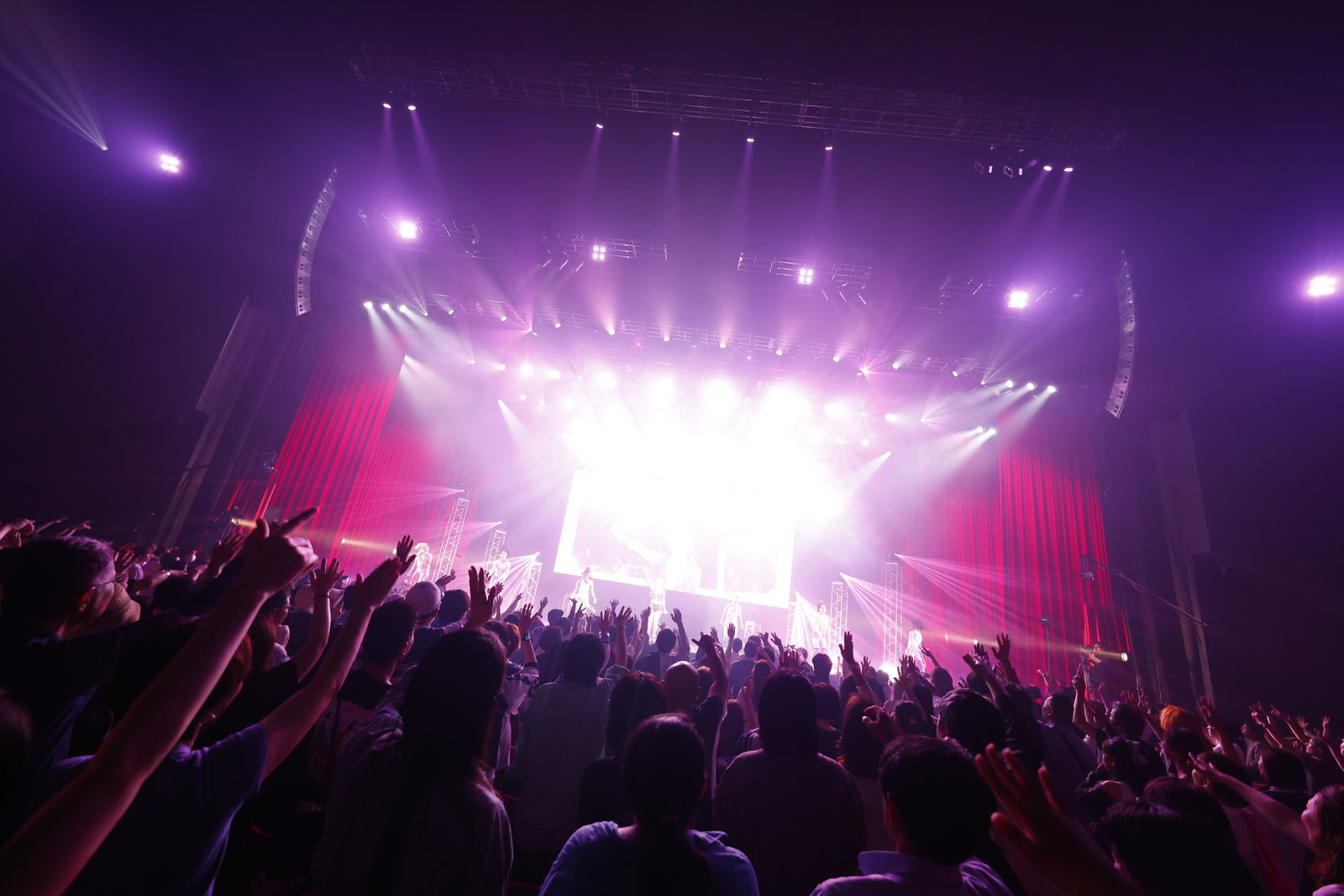 Dream Big, Stay United: Women In Music - EQUAL STAGE