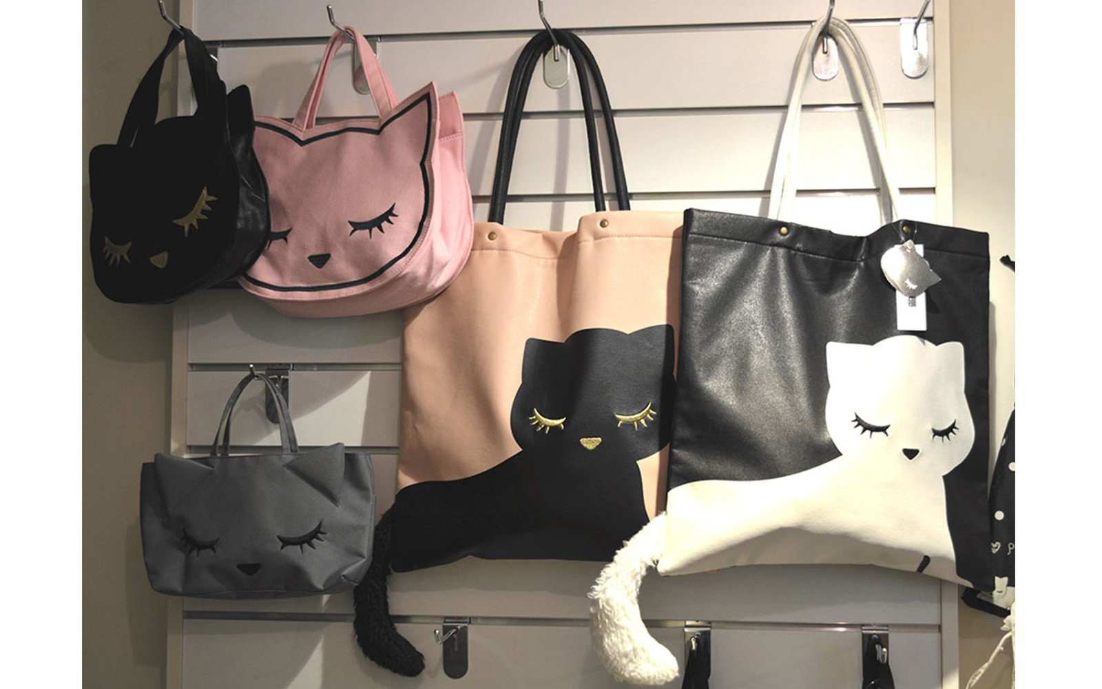 [J-Fashion] A Sneak Peek at Cute New Bags & Pouches with Osumashi Pooh-Chan! 7