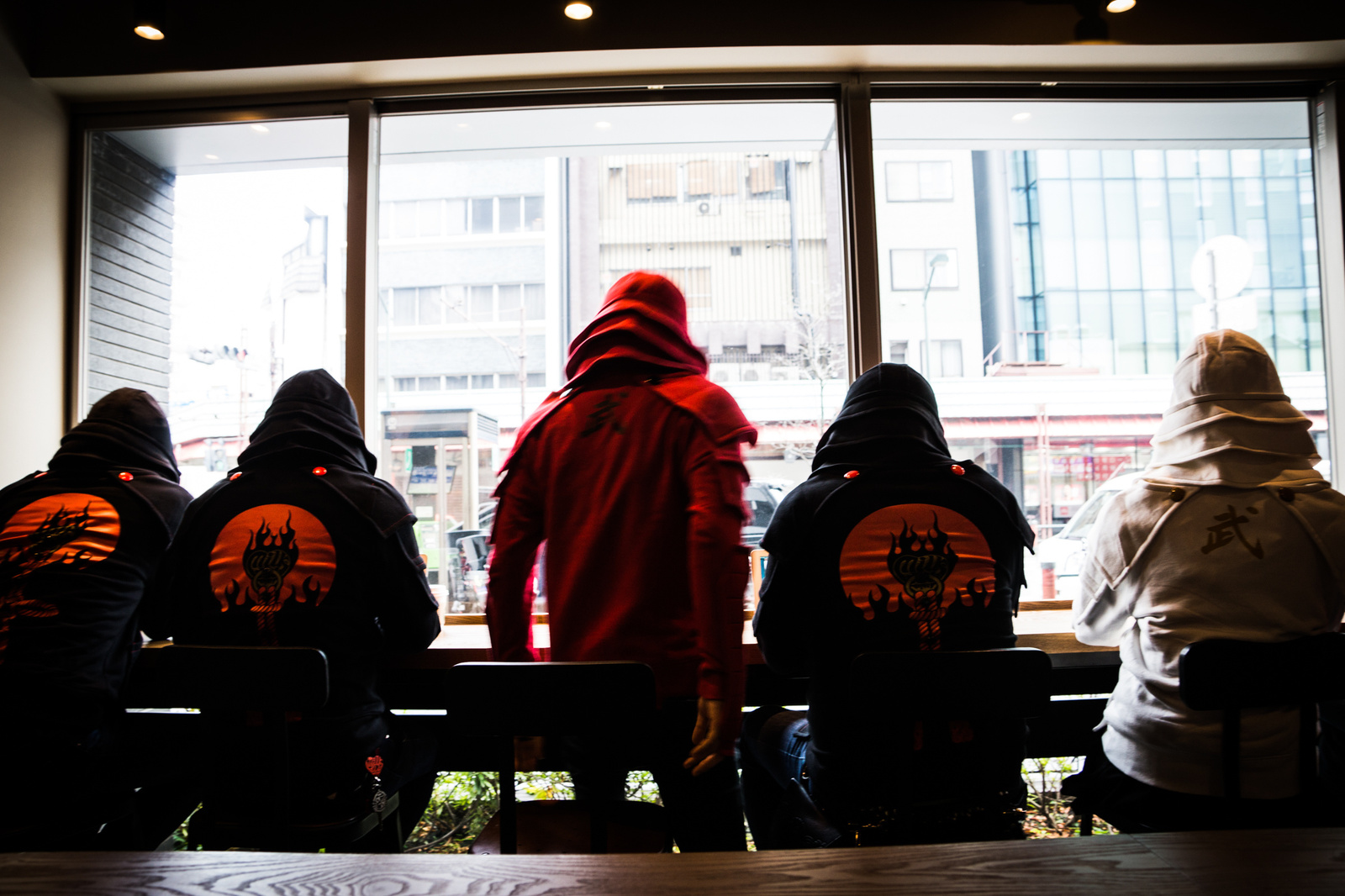 Modern Samurai? Mysterious Group Appears in Asakusa 1