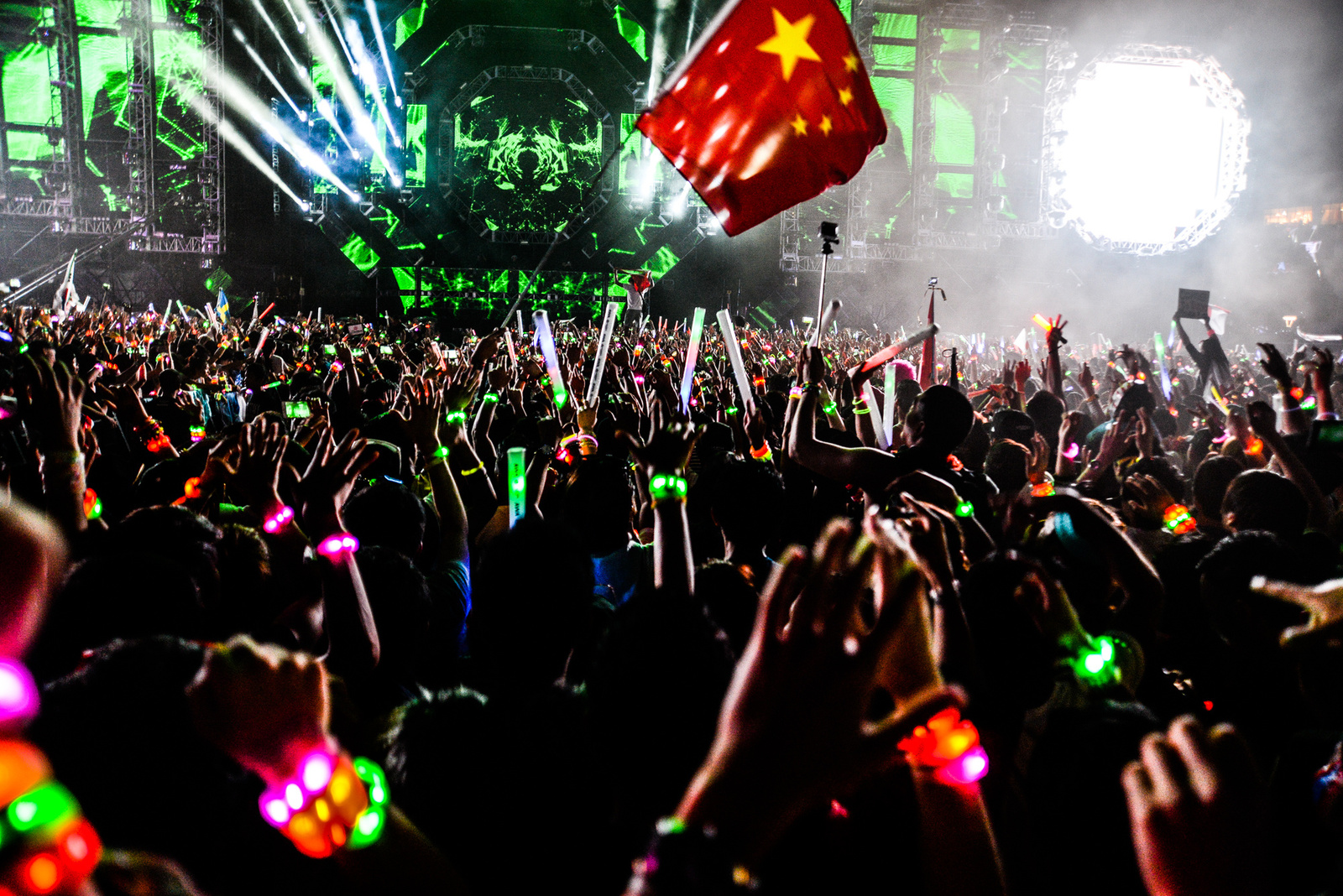 Heroes Descend on ULTRA JAPAN 51