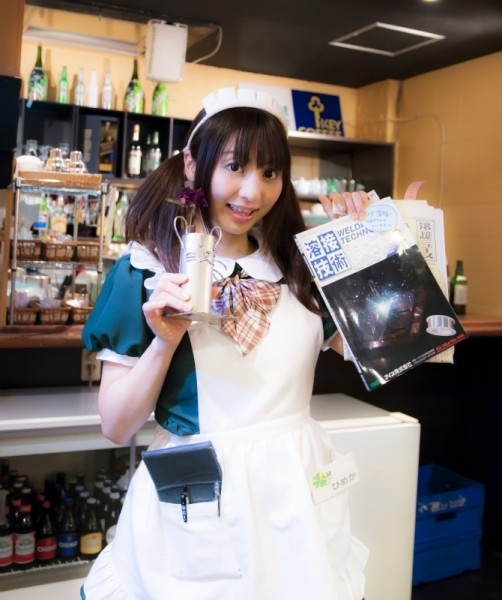 A “Welding Expert” Works in a Maid Cafe in Akihabara!?
