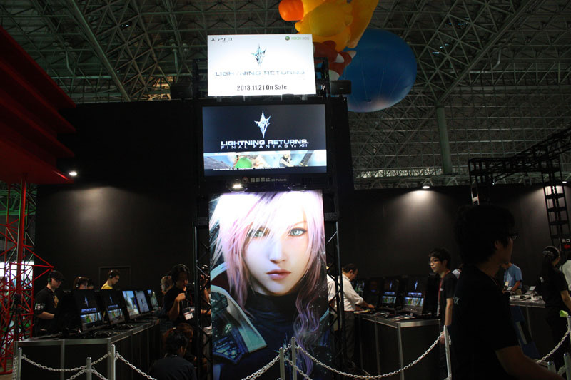 TGS 2013: A Close Up on the Square Enix Demo Stations!