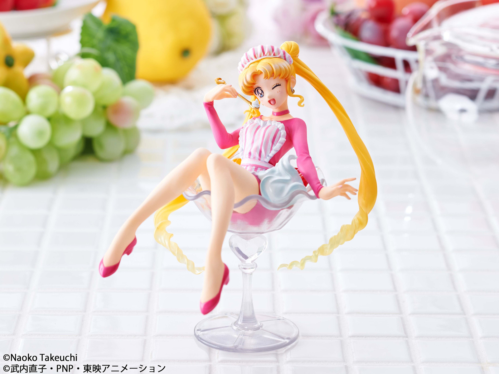 Sailor Moon’s Usagi Tsukino Is a Cute Nakayosi Waitress in the First of a New Line of Figures! 0