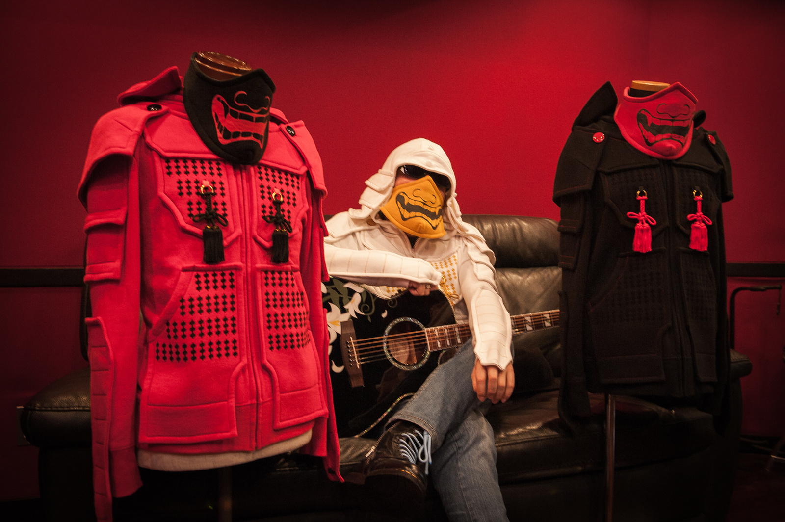 Creating Something New Together with Fans: Taking on Overseas Crowdfunding Project for Samurai Armor Hoodies 19