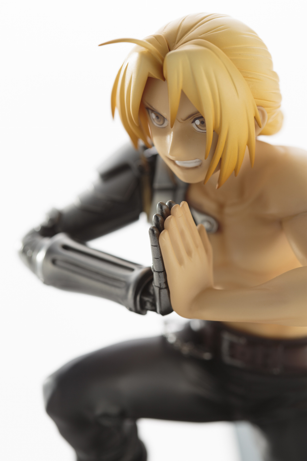 Limited Edition Edward Elric Figure from Kotobukiya Up for Grabs Exclusively at TOM Projects! 18