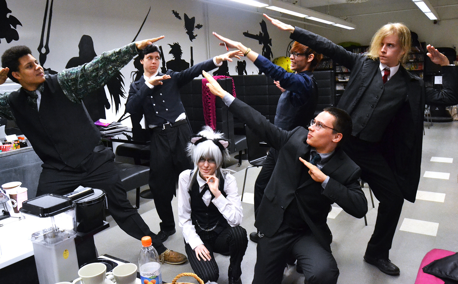 Finland Manga Cafe Holds “Butler Night” with Gorgeous Butlers! [2/2]