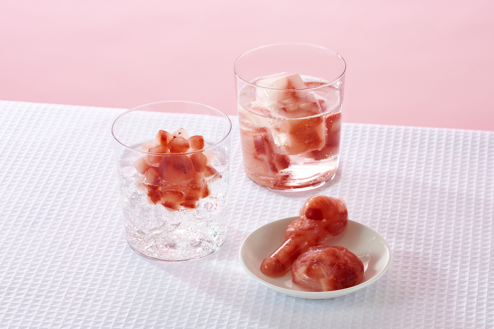 Bring Sailor Moon Magic into the Kitchen With a Key Item Ice Tray! 7