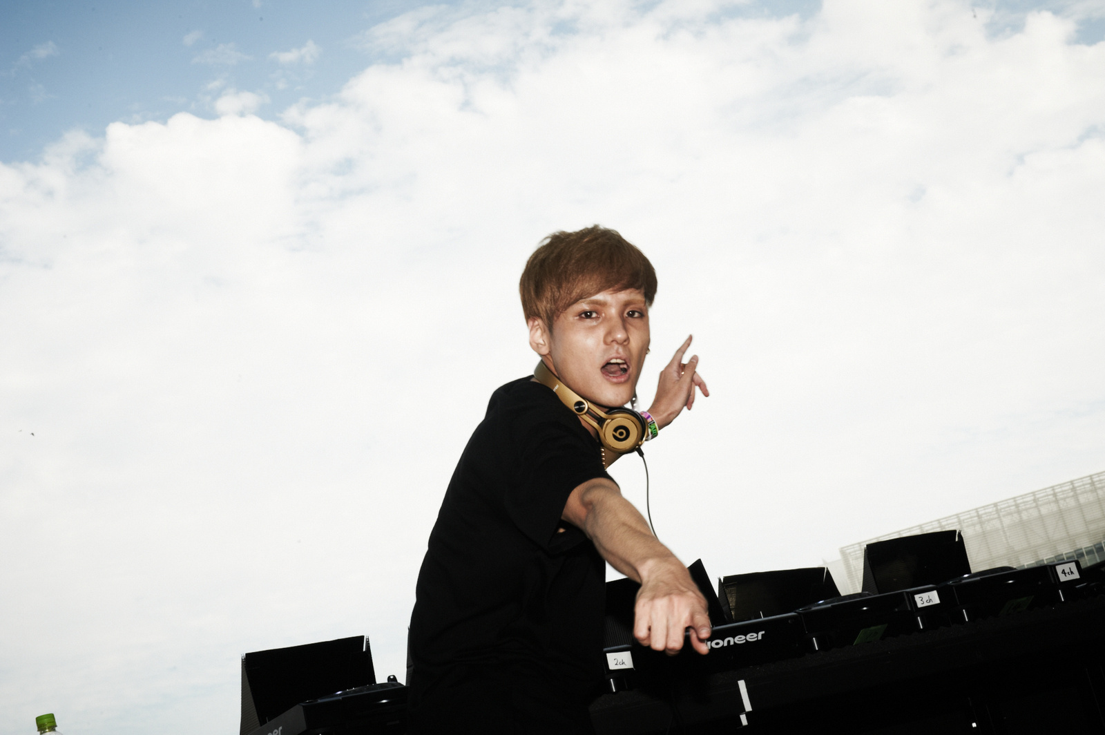 Heroes Descend on ULTRA JAPAN 16