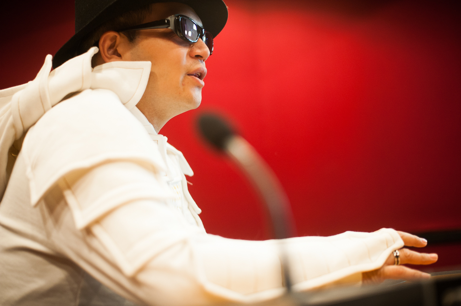 Creating Something New Together with Fans: Taking on Overseas Crowdfunding Project for Samurai Armor Hoodies 4