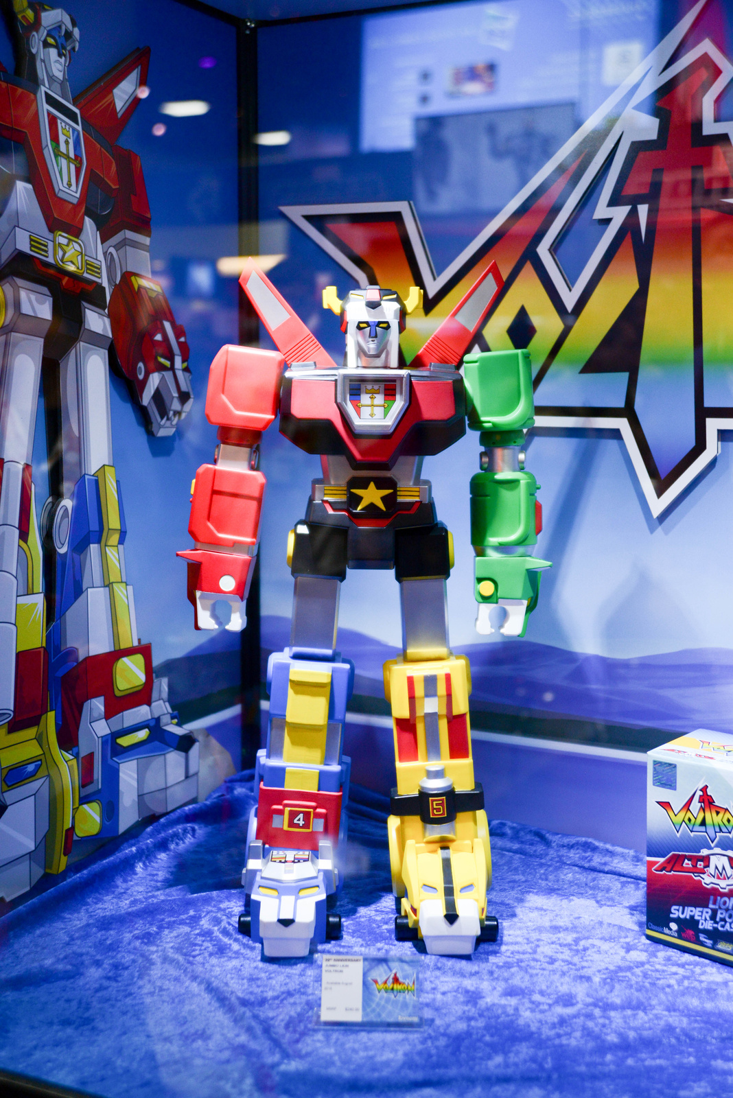 TOM Attends SDCC 2015: Photo Report 4