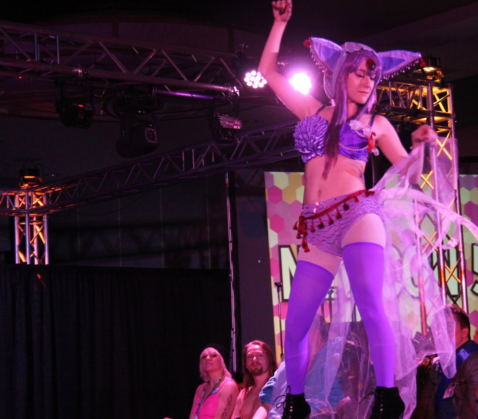 Cosplay and Lingerie Combined for Unforgettable Fashion Show [Newcon Event Report] 14
