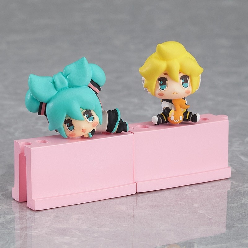 Miku Can Go for a Ride Atop Your Smartphone with New Earphone Jack Accessories!