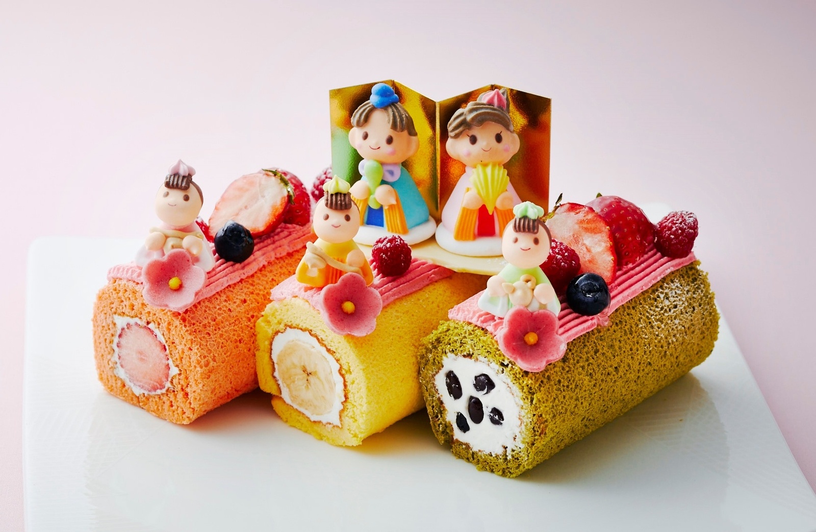 Celebrate Girls' Day with an Adorable & Delicious Family Cake! 2