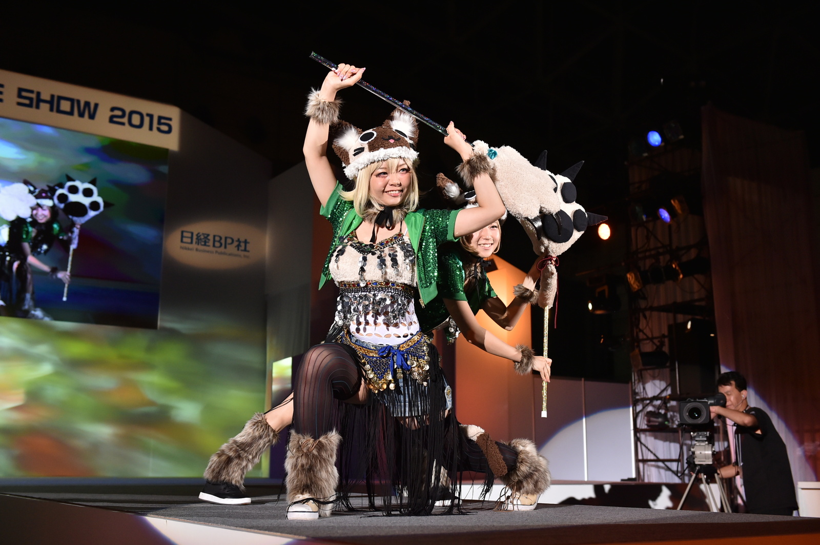 Official TGS photo of Cosplay Collection Night held on the night of Sept. 19 18