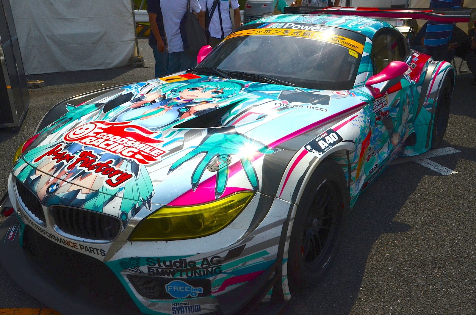 “Mai Waifu” on Cars?! More than 1,000 Cars on Display at Itasha Festival Ita G Festa 3
