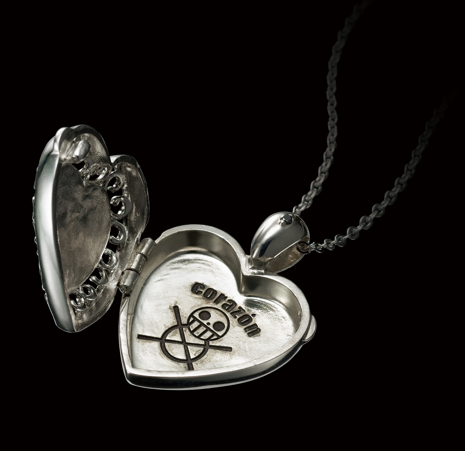 Wear Trafalgar Law’s Tattoo Close to Your Heart with a One Piece Silver Locket! 3