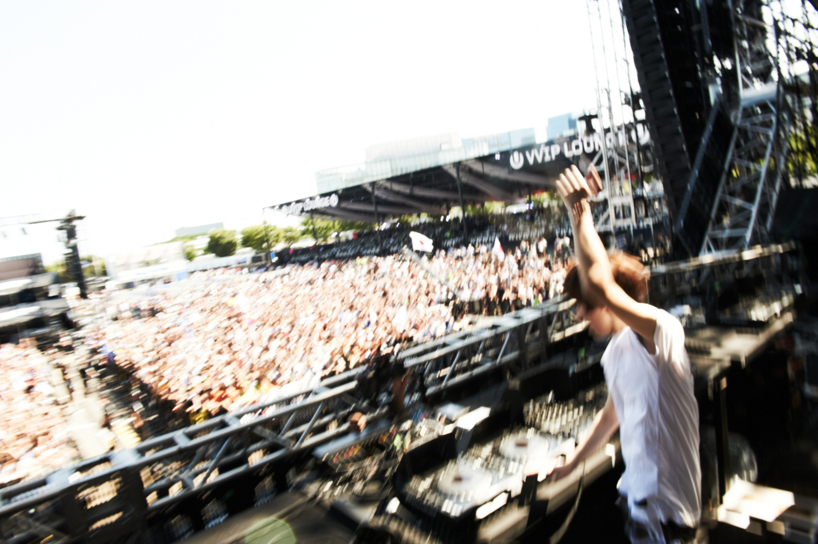 Heroes Descend on ULTRA JAPAN 27