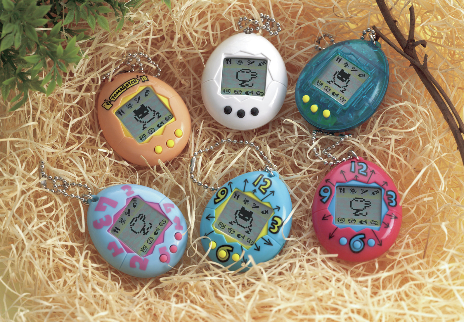 Short Film to Celebrate Tamagotchi 20th Anniversary! Classic Characters Return on New Commemorative Devices