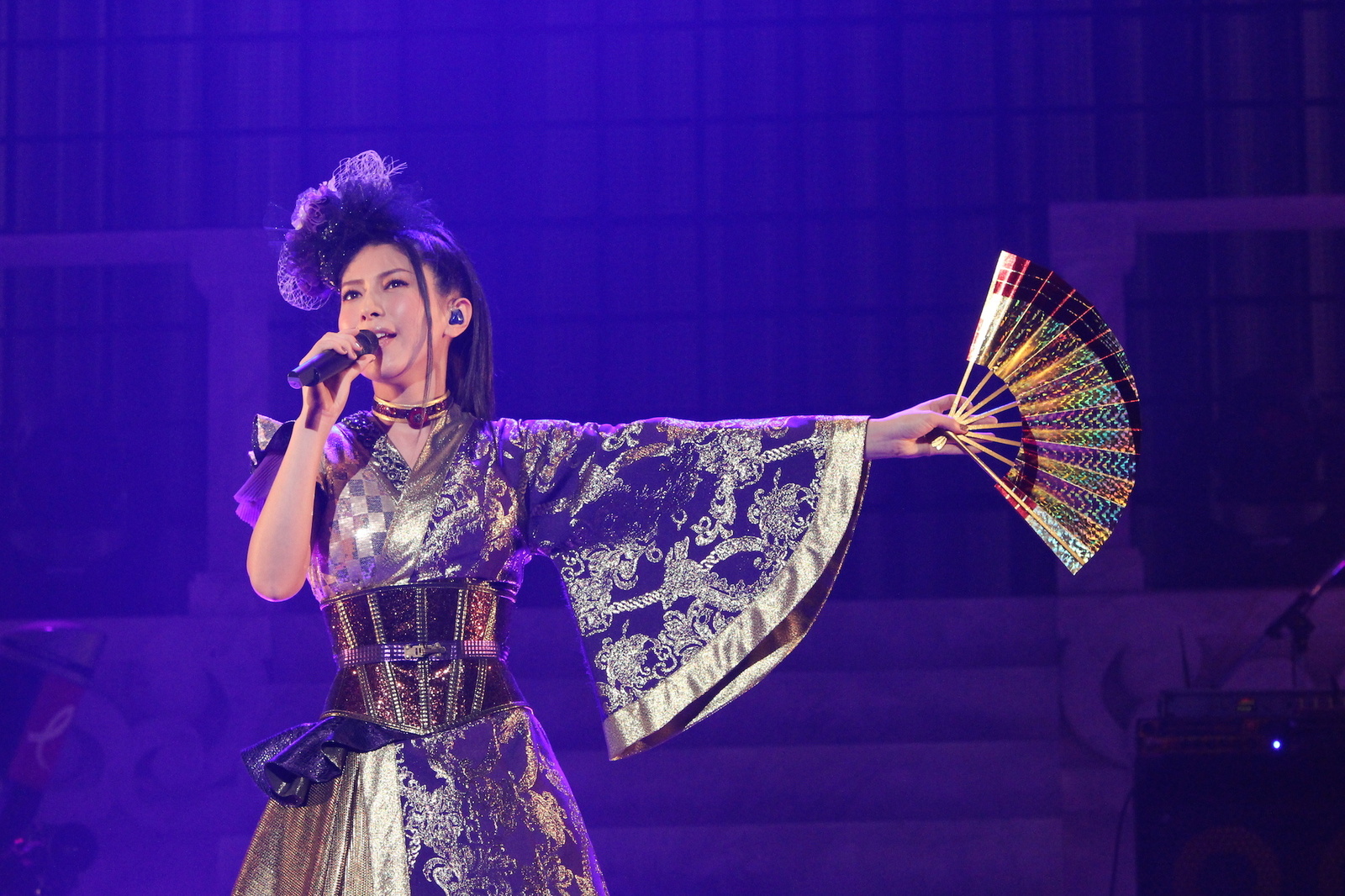 “I’m the Happiest Person in the World!” Says a Moved Minori Chihara at 10th Anniversary Birthday Concert at Nippon Budokan