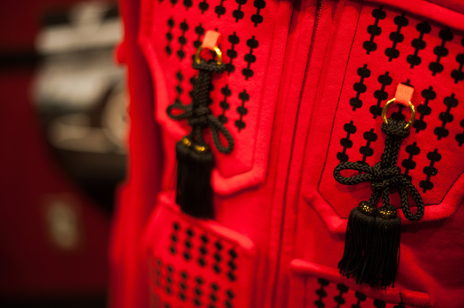 Creating Something New Together with Fans: Taking on Overseas Crowdfunding Project for Samurai Armor Hoodies 8