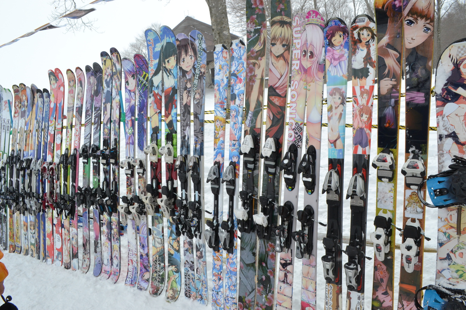 This Year's Trend is Itaita!? The Beautiful Characters Gracing the Slopes Are Drawing Eyes 1