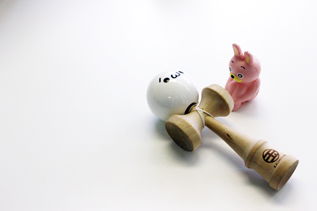 [Buyer’s Blog] Dreamy MIDORI’s Recommendation: Kaomojin Kendama