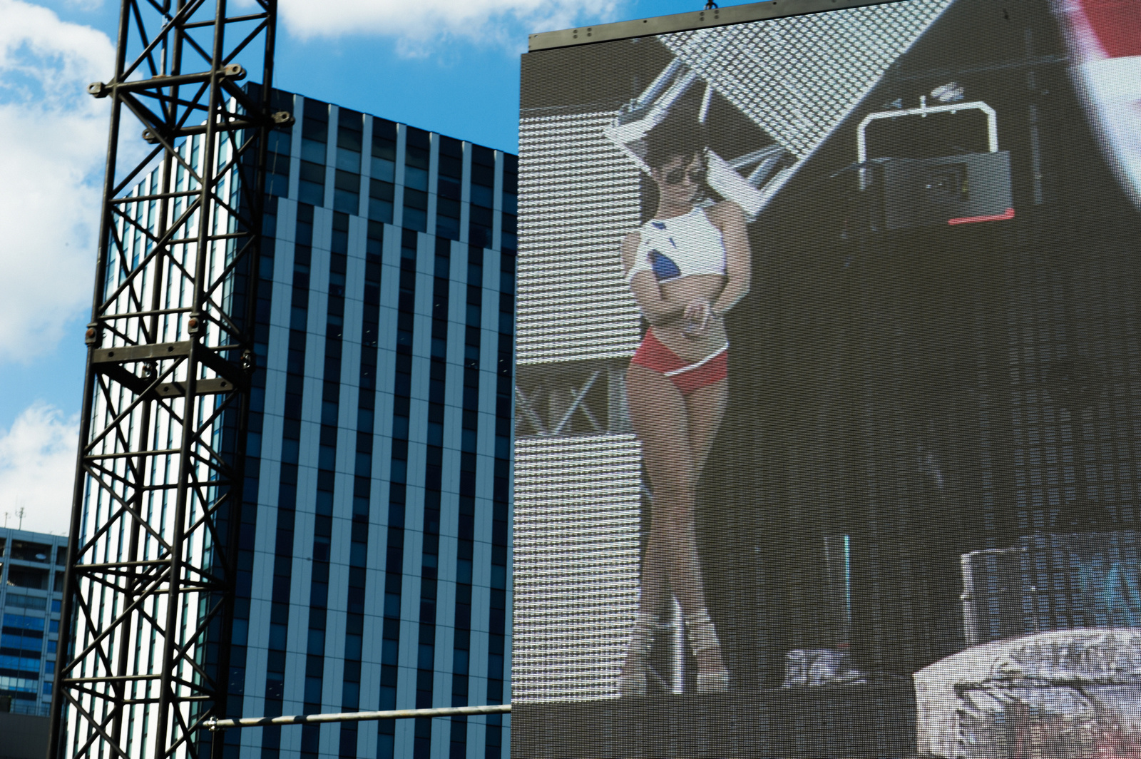 Heroes Descend on ULTRA JAPAN 98