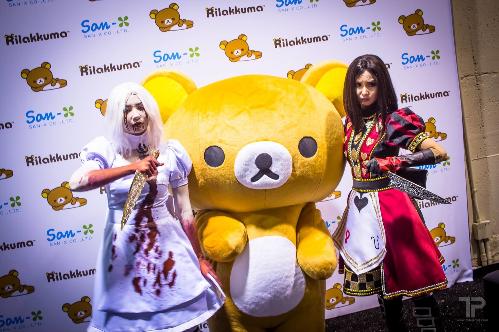 TOM Interviews Cosplayers D-Piddy, Alodia, and Ashley Gosiengfiao at Anime Impulse 0