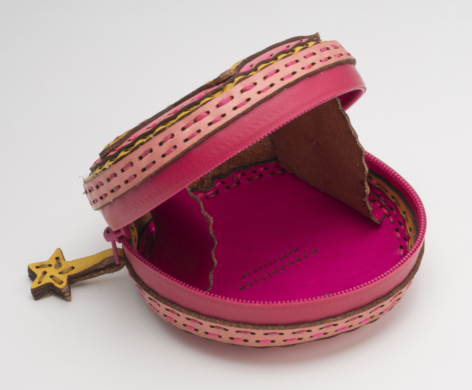 Sailor Moon and OJAGADESIGN Launch Beautiful Leather Goods Lineup! 10