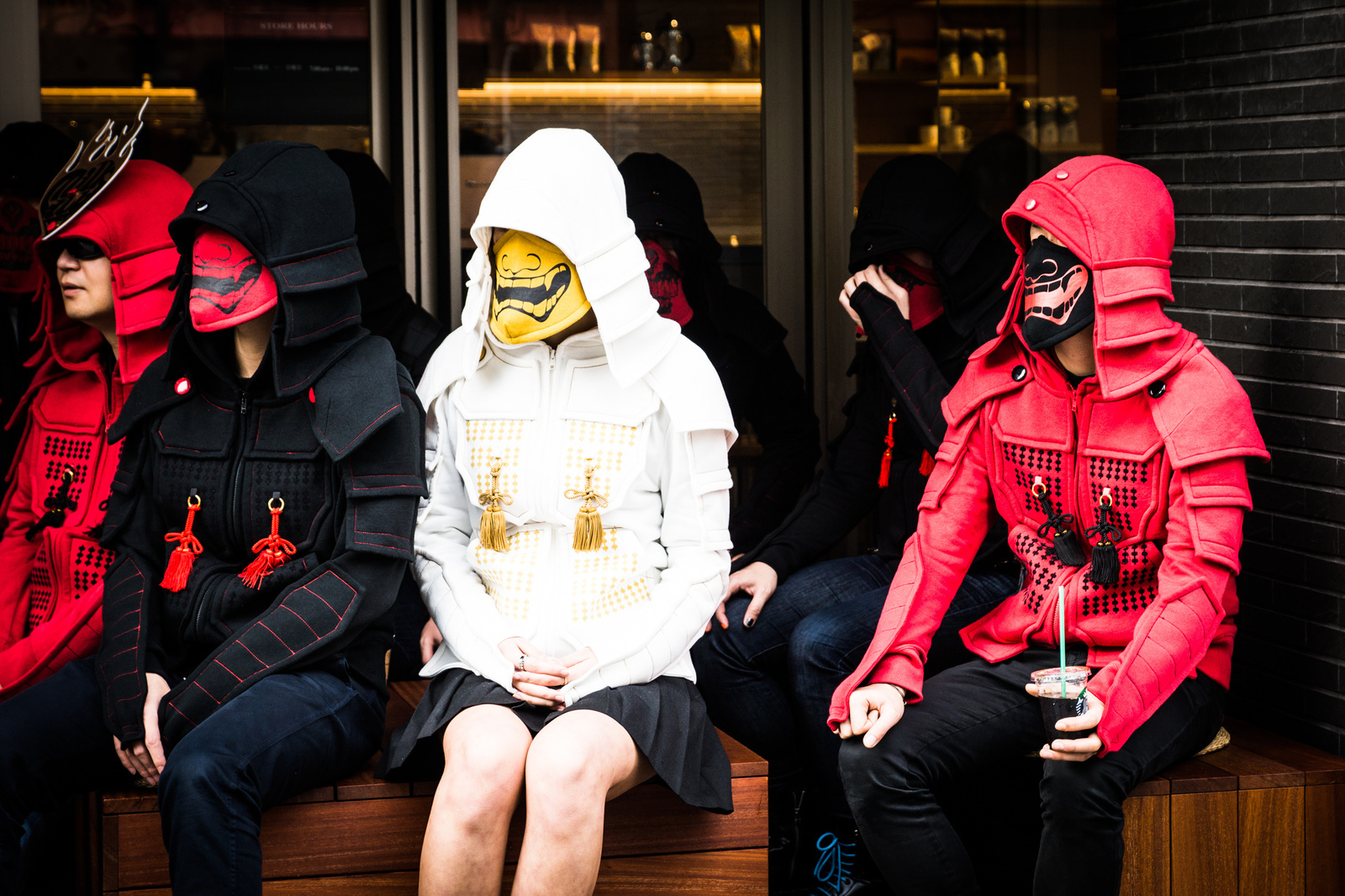 Modern Samurai? Mysterious Group Appears in Asakusa 2
