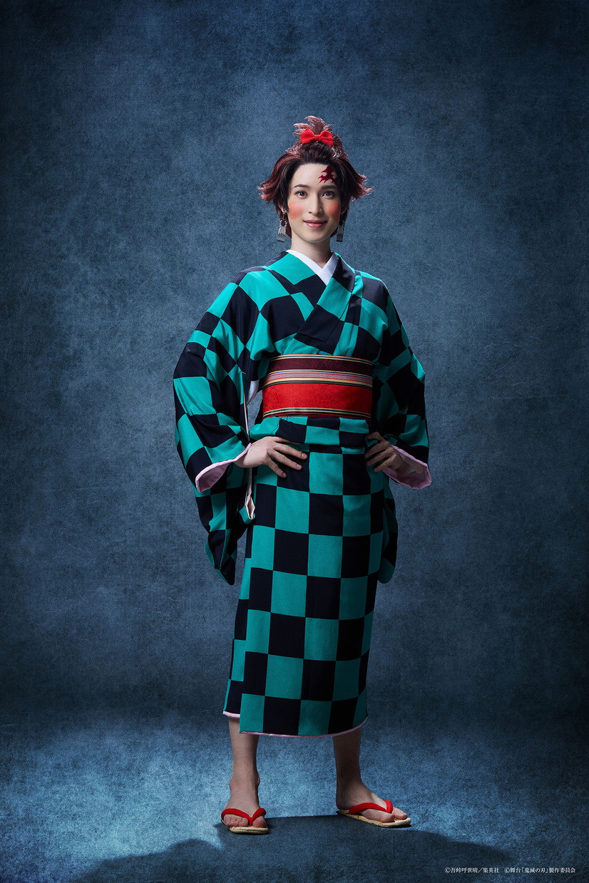 Demon Slayer: Kimetsu no Yaiba Play Unveils New Entertainment District Visuals!