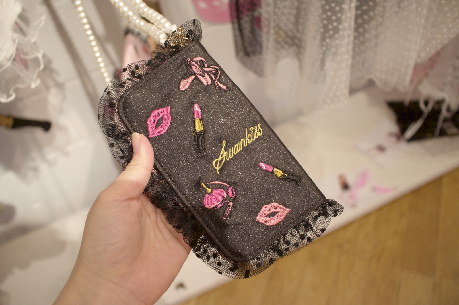 Swankiss 2016: Gothic & Lolita Meets Vintage European Romance 9