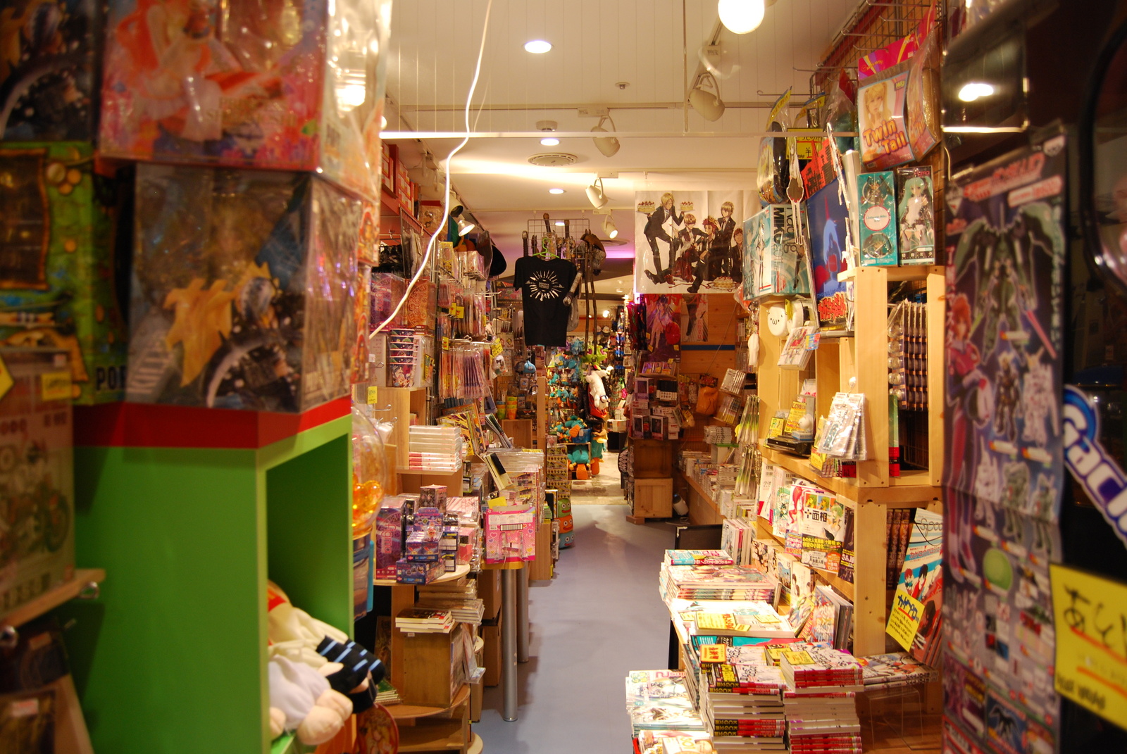 Shibuya’s Pop Culture Shop Destination, Shibu Pop (2 of 2) 1