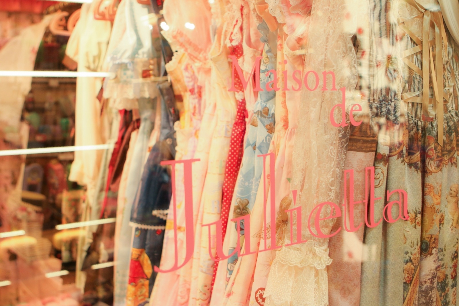 Get Your Ultimate Lolita Experience at “Maison de julietta”! Meet the New You with Lolita Fashion! 1
