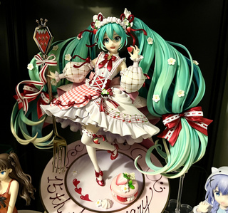 Customer Reviews Hatsune Miku: 15th Anniversary Ver. 1/7 Scale
