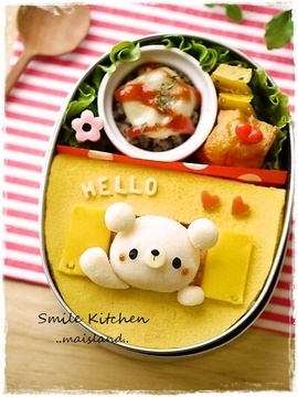 A Bear Suddenly Appeared from the Omelet Rice!