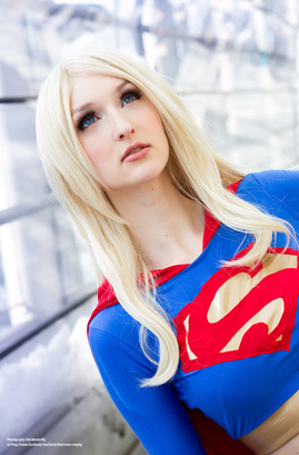 Super Girl - DC Comics / Superman Universe