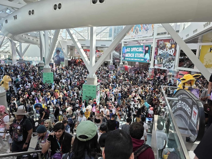 Anime Expo 2025 Photo Tour - Bulletin #22